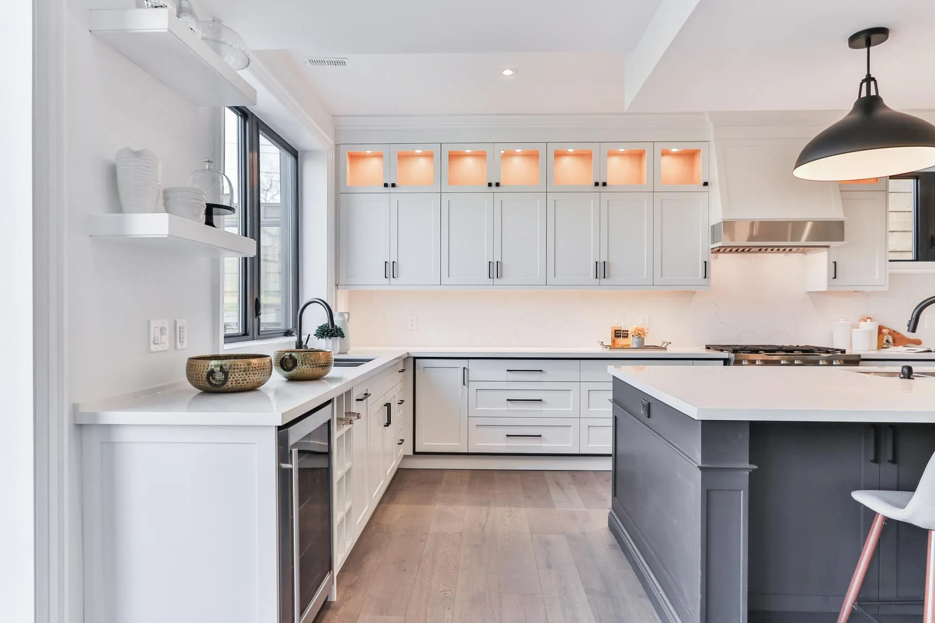 Kitchen Cabinet Repainting