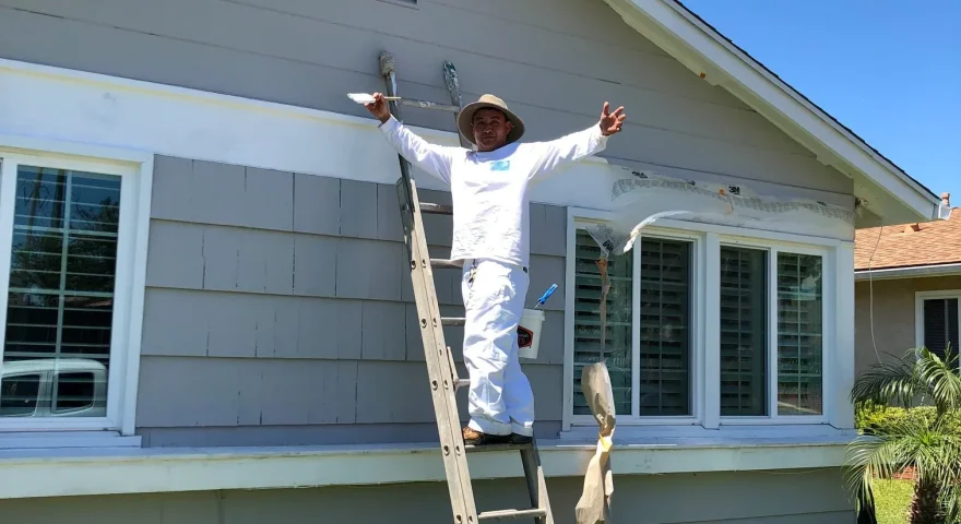 Outside Home Painter